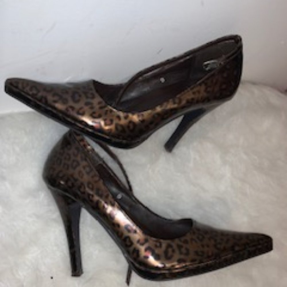 Leopard Patent Leather  Pump